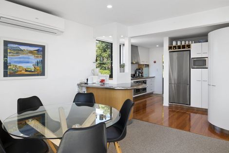 Photo of property in 54 Cliffs Road, Saint Clair, Dunedin, 9012