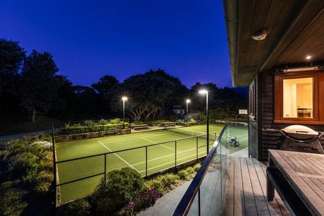 Photo of property in 24 Paetawa Road, Peka Peka, Waikanae, 5391