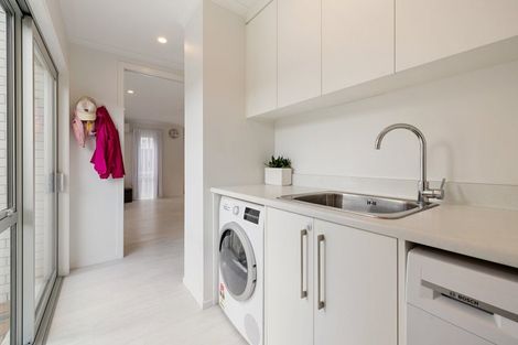 Photo of property in 43 Kauri Point Drive, Rototuna North, Hamilton, 3210