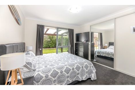 Photo of property in 20 Evergreen Place, Parklands, Christchurch, 8083