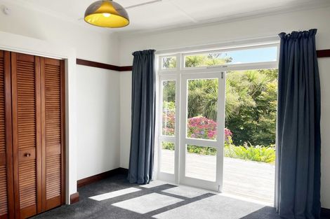 Photo of property in 19 Highbury Crescent, Aro Valley, Wellington, 6012