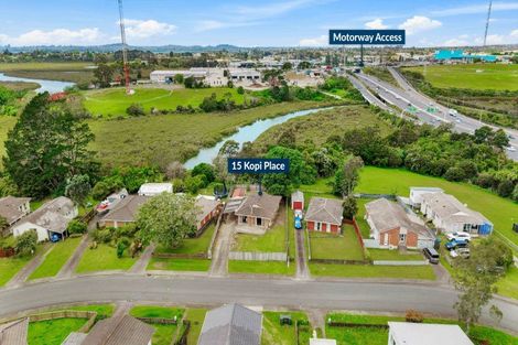 Photo of property in 15 Kopi Place, Massey, Auckland, 0614