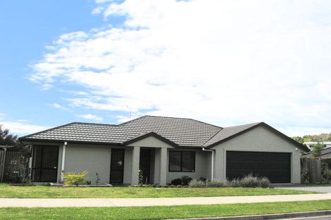 Photo of property in 6 Bateleur Close, Welcome Bay, Tauranga, 3112