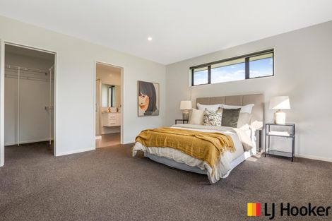 Photo of property in 15 Parkgrove Crescent, Pokeno, 2402