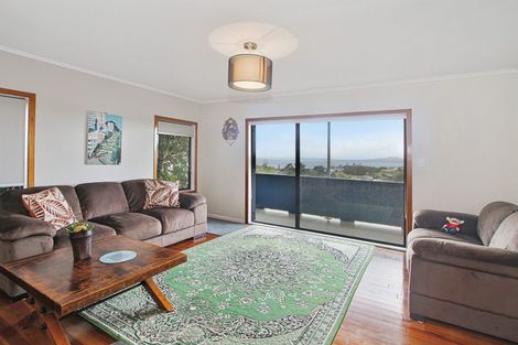 Photo of property in 164 Browns Bay Road, Murrays Bay, Auckland, 0630