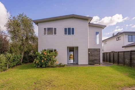 Photo of property in 99 Captain Cook Road, Cooks Beach, Whitianga, 3591