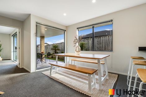 Photo of property in 15 Parkgrove Crescent, Pokeno, 2402