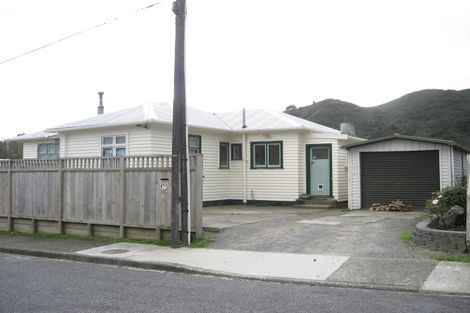 Photo of property in 10 Rimu Street, Naenae, Lower Hutt, 5011