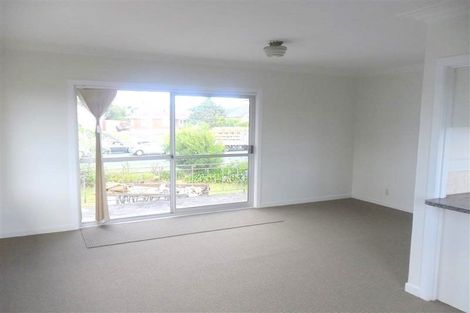 Photo of property in 300 Te Atatu Road, Te Atatu South, Auckland, 0610