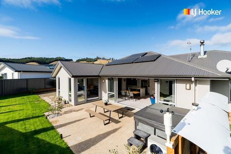 Photo of property in 17 Calluna Crescent, Mosgiel, 9024