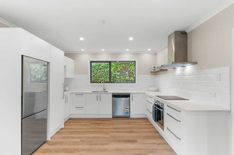 Photo of property in 17 Liverton Crescent, Bishopdale, Christchurch, 8053