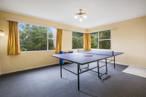 Photo of property in 6 Woodman Drive, Tawa, Wellington, 5028