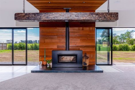 Photo of property in 38a Pohutukawa Drive, Levin, 5571