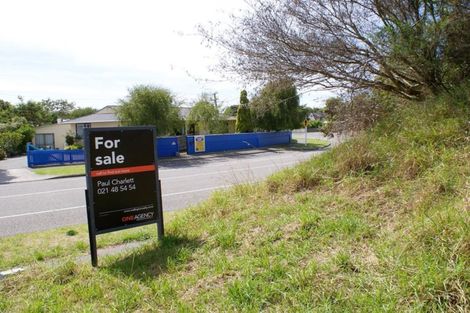 Photo of property in 12 Weggery Drive, Waikanae Beach, Waikanae, 5036