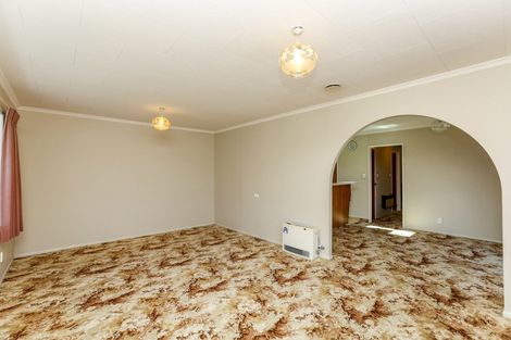 Photo of property in 67 Wallace Place, Westown, New Plymouth, 4310