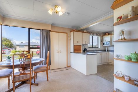 Photo of property in 144 Derwent Crescent, Glengarry, Invercargill, 9810