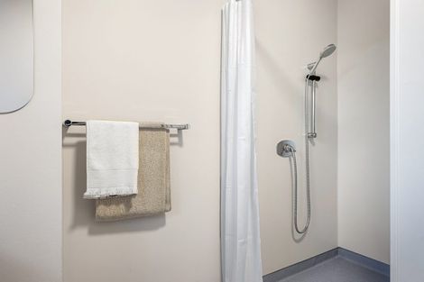 Photo of property in 2/20 Oakhampton Street, Hornby, Christchurch, 8042