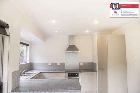 Photo of property in 2/11 Foley Place, Torbay, Auckland, 0632