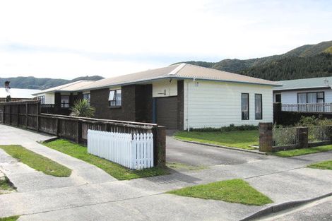 Photo of property in 7 Concord Street, Wainuiomata, Lower Hutt, 5014