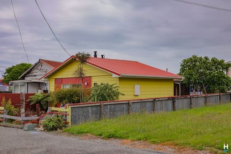 Photo of property in 21 Thompson Street, Greymouth, 7805