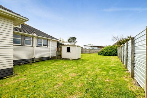 Photo of property in 3 Sutton Place, Hawera, 4610
