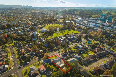Photo of property in 32 Captain Scott Road, Glen Eden, Auckland, 0602