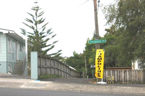 Photo of property in 55 Sunnynook Road, Forrest Hill, Auckland, 0620