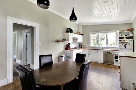 Photo of property in 226 Mangahao Road, Shannon, Palmerston North, 4474