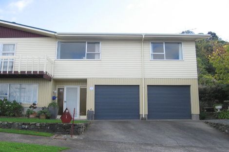 Photo of property in 1 Stanhope Grove, Korokoro, Lower Hutt, 5012