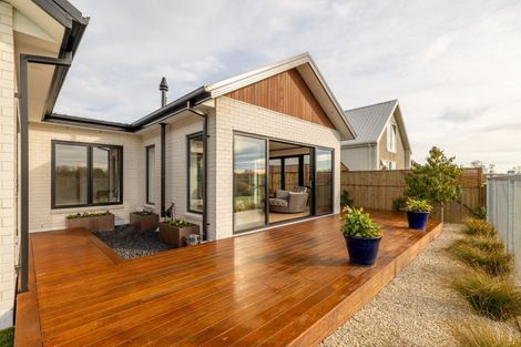 Photo of property in 79 Te Hurunui Drive, Pegasus, 7612