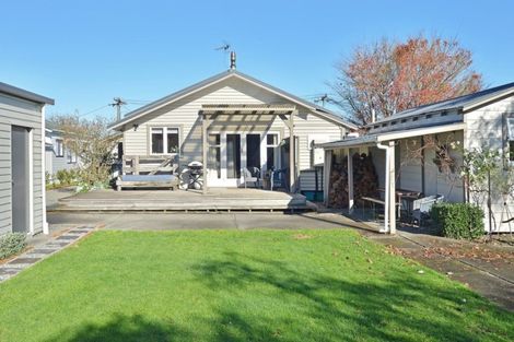 Photo of property in 7 Seddon Street, Carterton, 5713