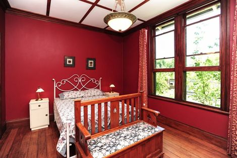 Photo of property in 35 Iona Road, Havelock North, 4130