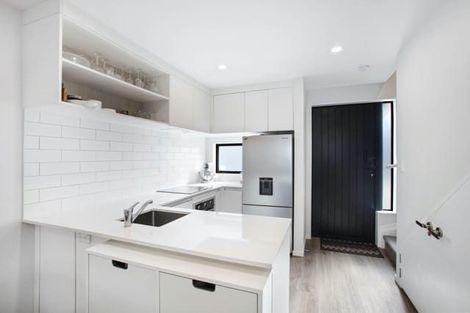 Photo of property in 28 Ivy Nola Way, Henderson, Auckland, 0612