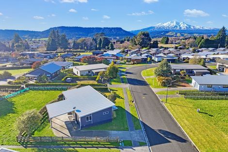 Photo of property in 22 Snowmass Drive, Ohakune, 4625