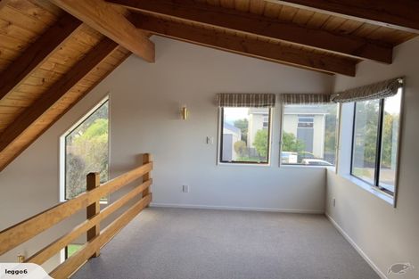 Photo of property in 132 Karewa Parade, Papamoa Beach, Papamoa, 3118