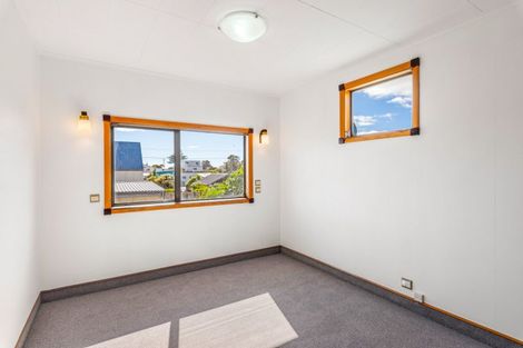 Photo of property in 6 Toi Street, Otaki Beach, Otaki, 5512