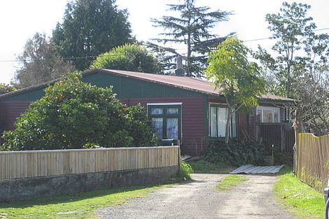 Photo of property in 14 Miro Place, Edgecumbe, 3120