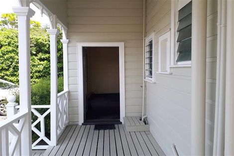 Photo of property in 1/165 Hinemoa Street, Birkenhead, Auckland, 0626