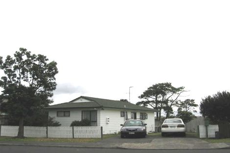 Photo of property in 15 Barbados Drive, Unsworth Heights, Auckland, 0632