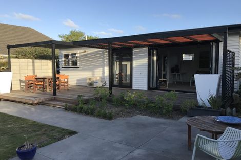 Photo of property in 239 Weston Road, St Albans, Christchurch, 8052