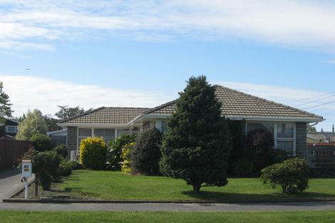 Photo of property in 12 Westerleigh Street, Bishopdale, Christchurch, 8053