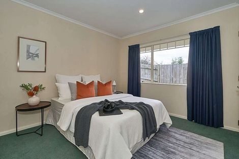 Photo of property in 21 Rothesay Place, Highbury, Palmerston North, 4412
