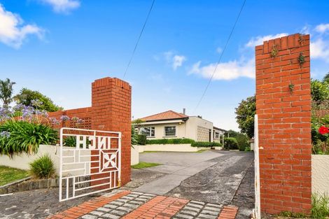 Photo of property in 303 Oceanbeach Road, Mount Maunganui, 3116