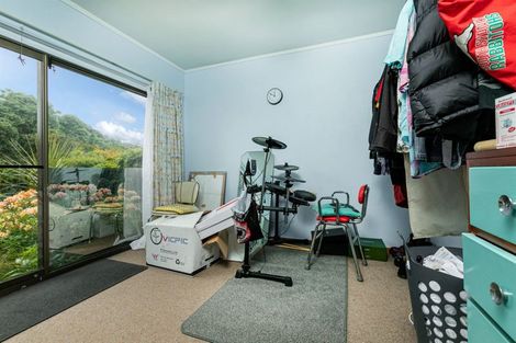 Photo of property in 43 Rock Isle Road, Torbay, Auckland, 0630