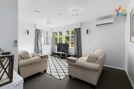 Photo of property in 43 Shearer Crescent, Naenae, Lower Hutt, 5011