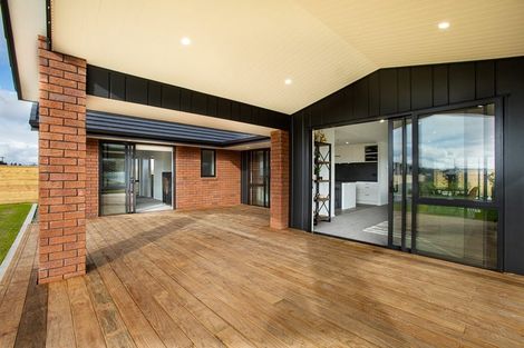 Photo of property in 74 Stace Hopper Drive, One Tree Point, 0118