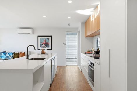 Photo of property in 31 Oxley Avenue, St Albans, Christchurch, 8014