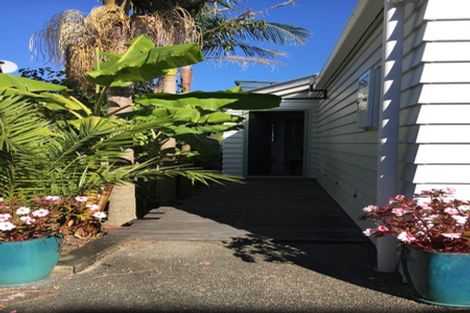 Photo of property in 4a Richards Avenue, Forrest Hill, Auckland, 0620