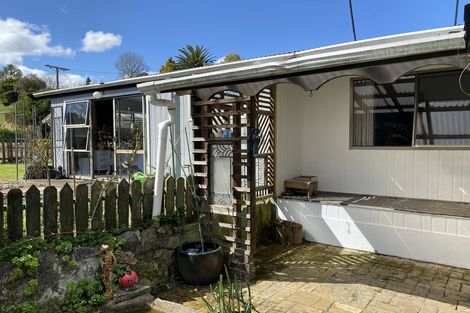 Photo of property in 35 Esplanade, Te Kuiti, 3910