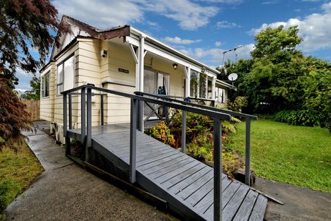 Photo of property in 1/81a Flanshaw Road, Te Atatu South, Auckland, 0610